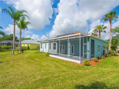 424 53rd Square Vero Beach FL 32968
