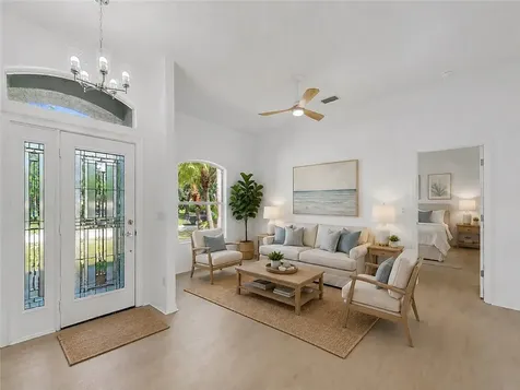 424 53rd Square Vero Beach FL 32968