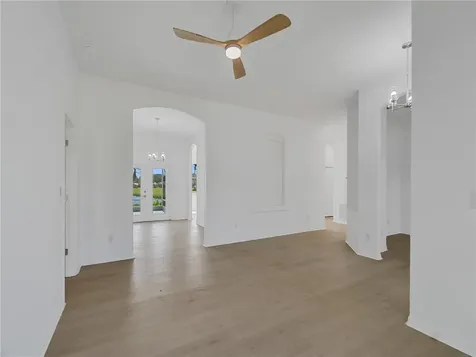 424 53rd Square Vero Beach FL 32968