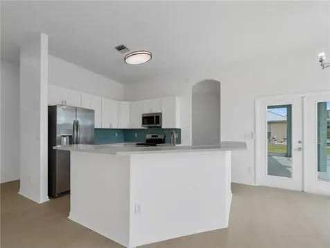 424 53rd Square Vero Beach FL 32968
