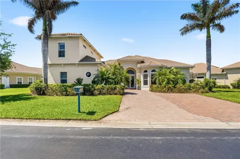 1070 River Wind Circle Vero Beach FL 32967