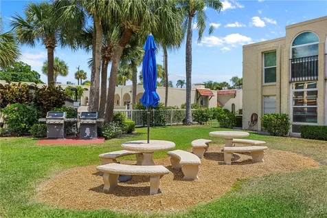 835 18th Street Vero Beach FL 32960
