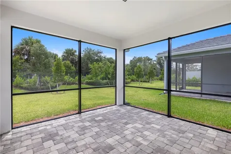 1349 Harper Way Vero Beach FL 32960