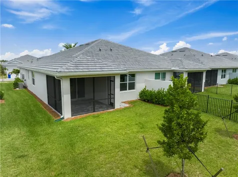 1349 Harper Way Vero Beach FL 32960