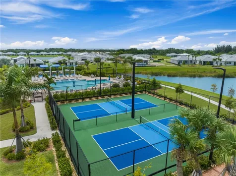 1349 Harper Way Vero Beach FL 32960