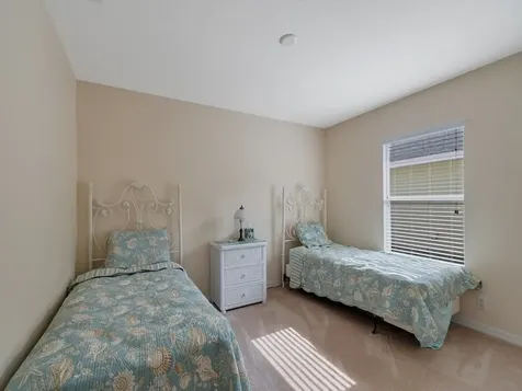 522 N Valencia Circle SW Vero Beach FL 32968