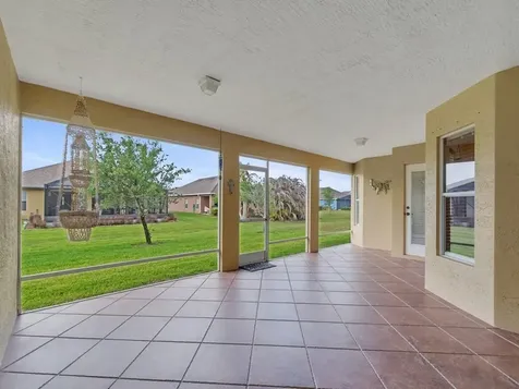 522 N Valencia Circle SW Vero Beach FL 32968