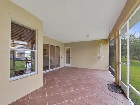 522 N Valencia Circle SW Vero Beach FL 32968