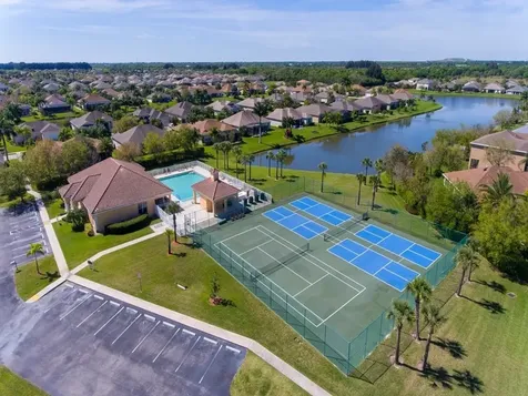 522 N Valencia Circle SW Vero Beach FL 32968