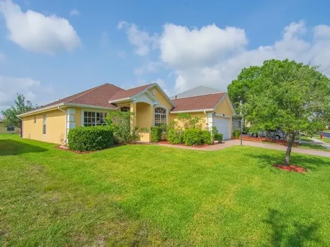 522 N Valencia Circle SW Vero Beach FL 32968