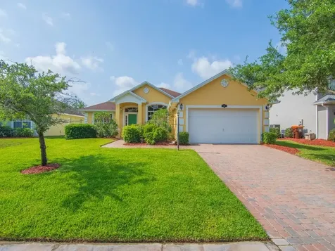 522 N Valencia Circle SW Vero Beach FL 32968