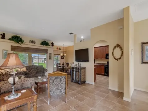 522 N Valencia Circle SW Vero Beach FL 32968