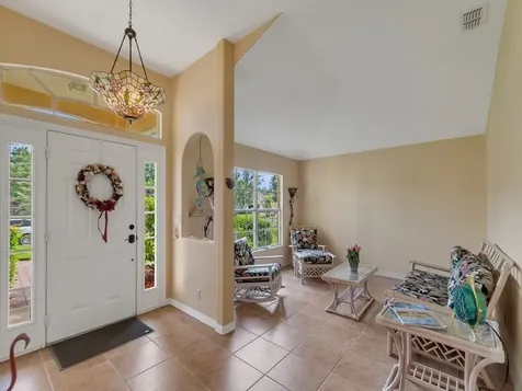 522 N Valencia Circle SW Vero Beach FL 32968