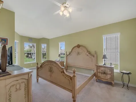 522 N Valencia Circle SW Vero Beach FL 32968