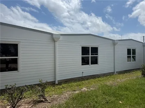 926 Old Dixie Highway Vero Beach FL 32960