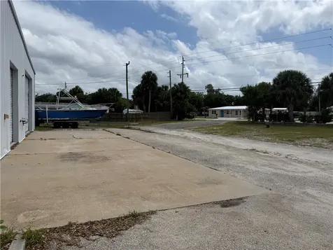 926 Old Dixie Highway Vero Beach FL 32960