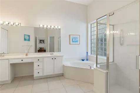 965 Island Club Square Vero Beach FL 32963