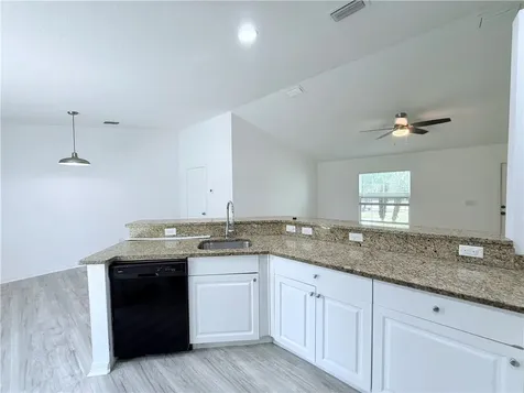 900 25th Street SW Vero Beach FL 32962