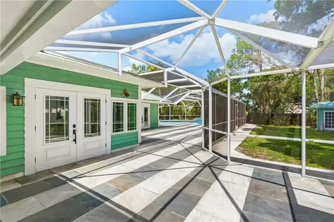 480 38th Court Vero Beach FL 32968
