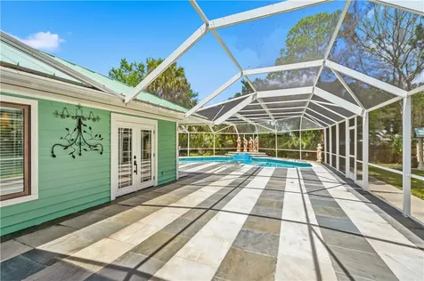 480 38th Court Vero Beach FL 32968