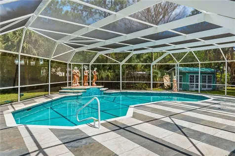 480 38th Court Vero Beach FL 32968