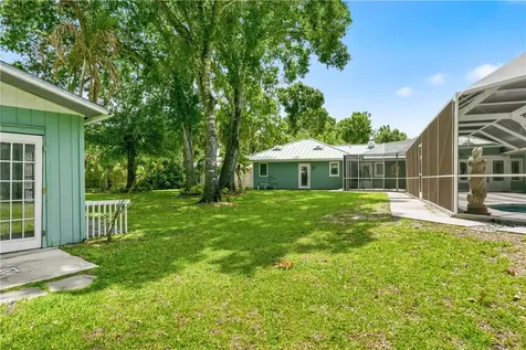 480 38th Court Vero Beach FL 32968