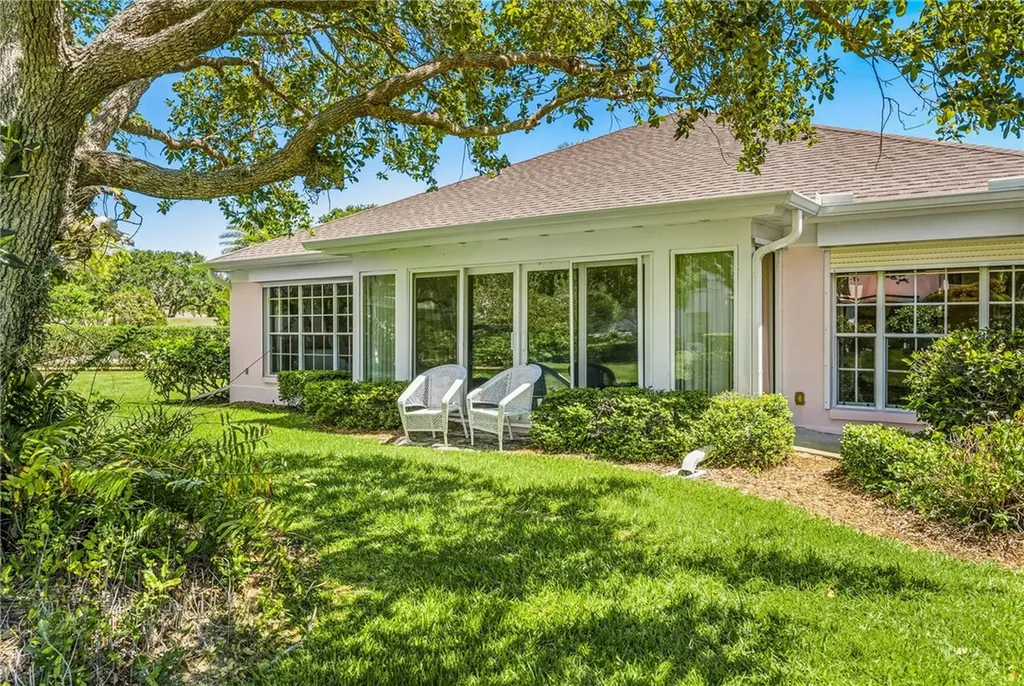 300 Harbour Drive Vero Beach FL 32963