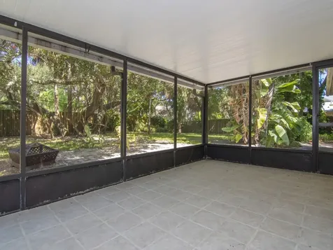 915 Marigold Lane Vero Beach FL 32963