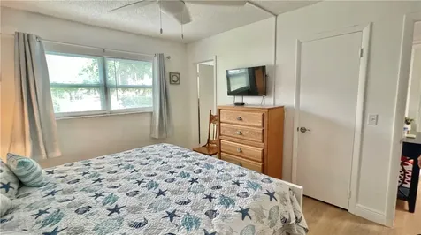 923 22nd Place Vero Beach FL 32960