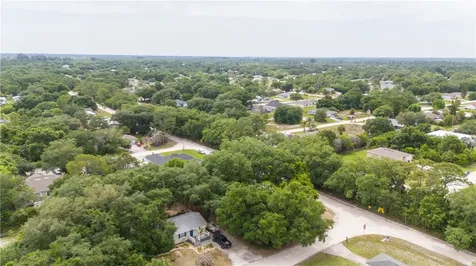 10279 N 89th Street Vero Beach FL 32967