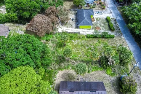 4825 32nd Avenue Vero Beach FL 32967
