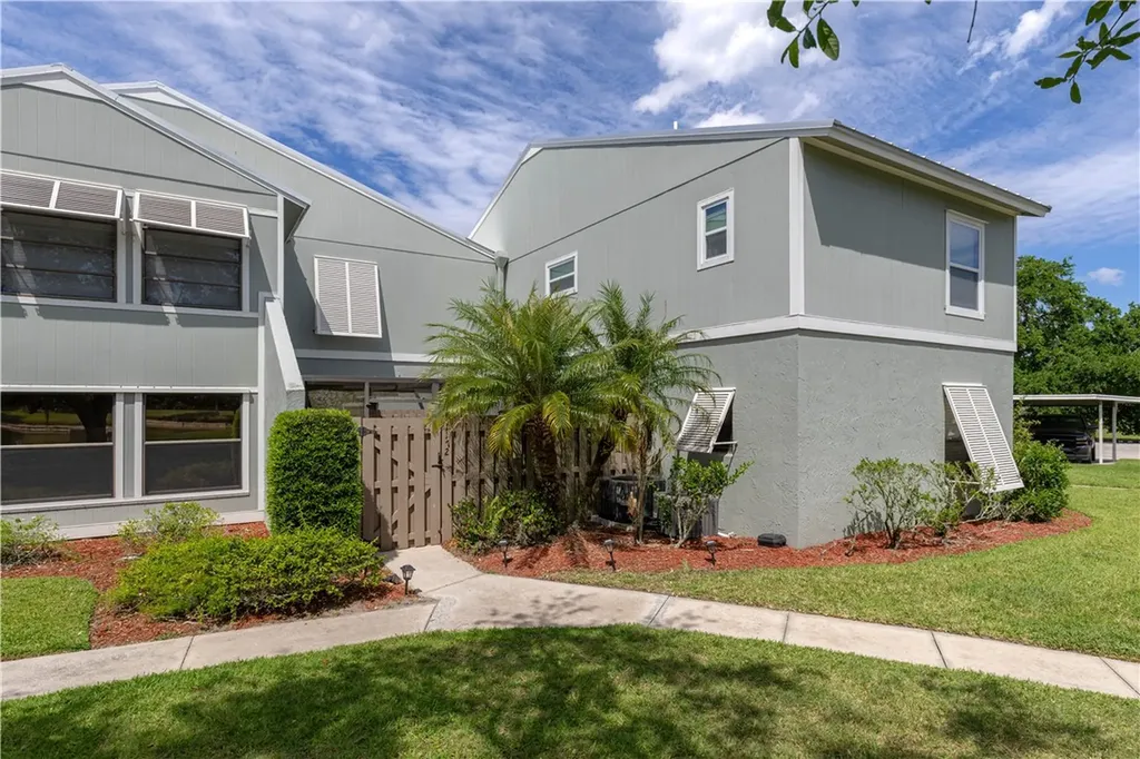 1172 Breezy Way Sebastian FL 32958