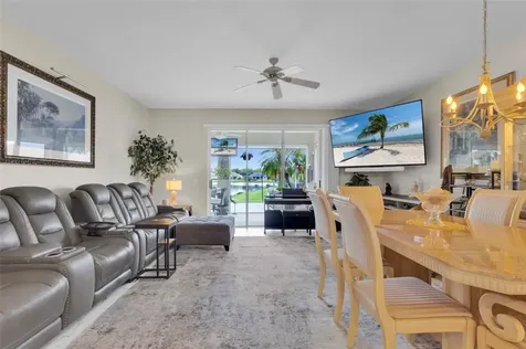 5780 W 1st Square SW Vero Beach FL 32968