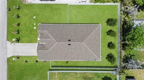 1518 Polynesian Lane Sebastian FL 32958