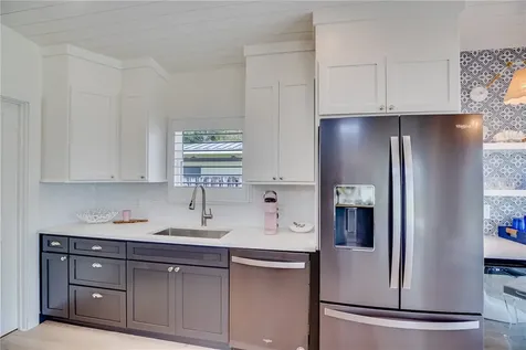 1604 Seaway Drive Hutchinson Island FL 34949