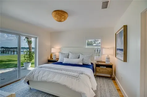 1604 Seaway Drive Hutchinson Island FL 34949