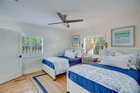 1604 Seaway Drive Hutchinson Island FL 34949