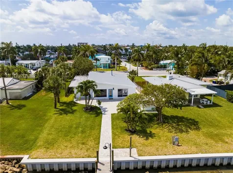1604 Seaway Drive Hutchinson Island FL 34949