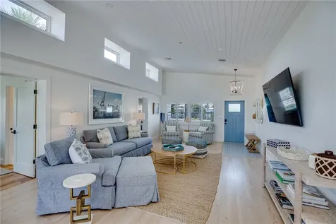 1604 Seaway Drive Hutchinson Island FL 34949