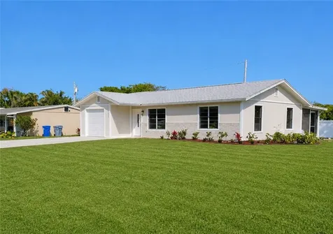1310 4th Avenue Vero Beach FL 32960