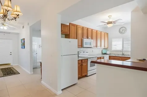 512 7th Square Vero Beach FL 32962