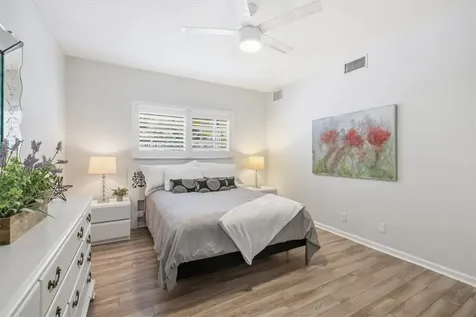 512 7th Square Vero Beach FL 32962