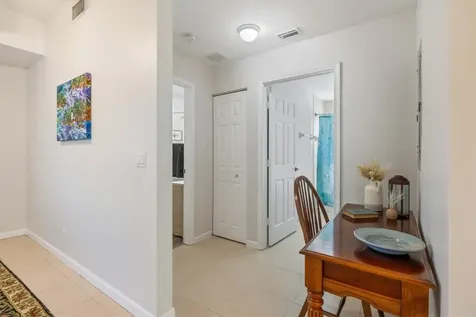 512 7th Square Vero Beach FL 32962