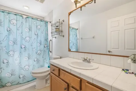 512 7th Square Vero Beach FL 32962