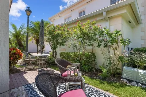 512 7th Square Vero Beach FL 32962