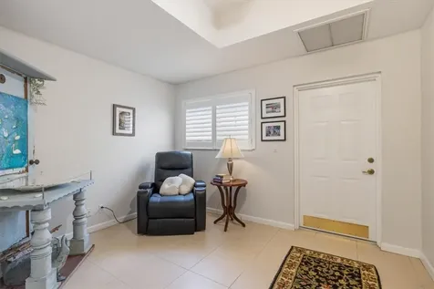 512 7th Square Vero Beach FL 32962