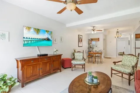 512 7th Square Vero Beach FL 32962
