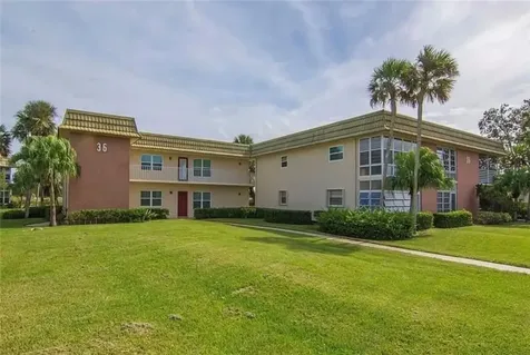 36 Vista Gardens Trail Vero Beach FL 32962