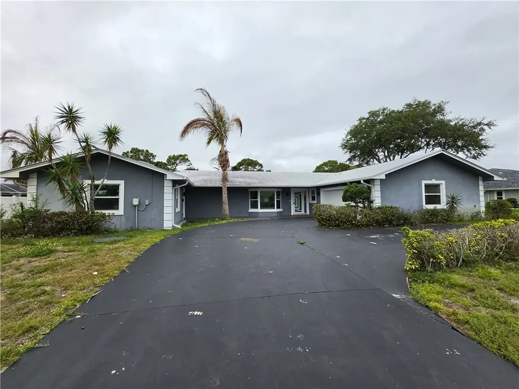 2080 Elmhurst Road Port St Lucie FL 34952