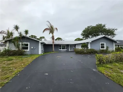 2080 Elmhurst Road Port St Lucie FL 34952